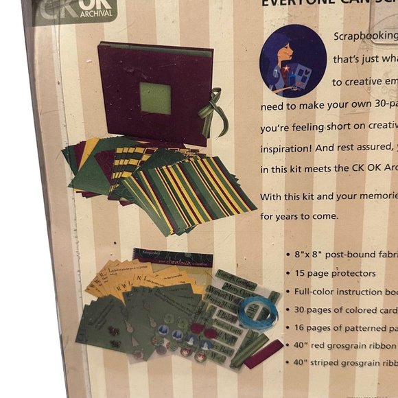 Creating Keepsakes Christmas Scrapbook Kit 30 Page 8 x 8 With Embellisments - Picture 4 of 5